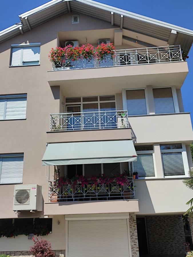 Ohrid Happy Apartments Exterior photo